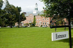 college campus (image attributable to wikiwand)