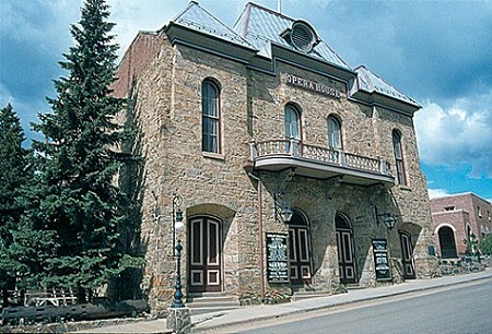 Central City Opera house By Rainer Halama (Own work) [CC BY-SA 3.0 (http://creativecommons.org/licenses/by-sa/3.0)], via Wikimedia Commons